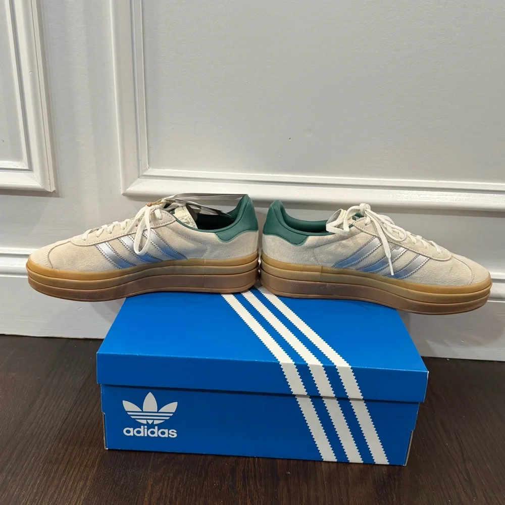 adidas - Gazelle Bold sneakers - Picture 9 of 12